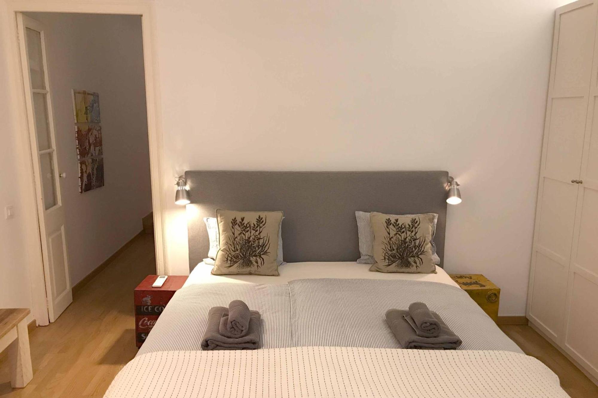 Beautiful Apartment In C/Sepulveda — Photos 1