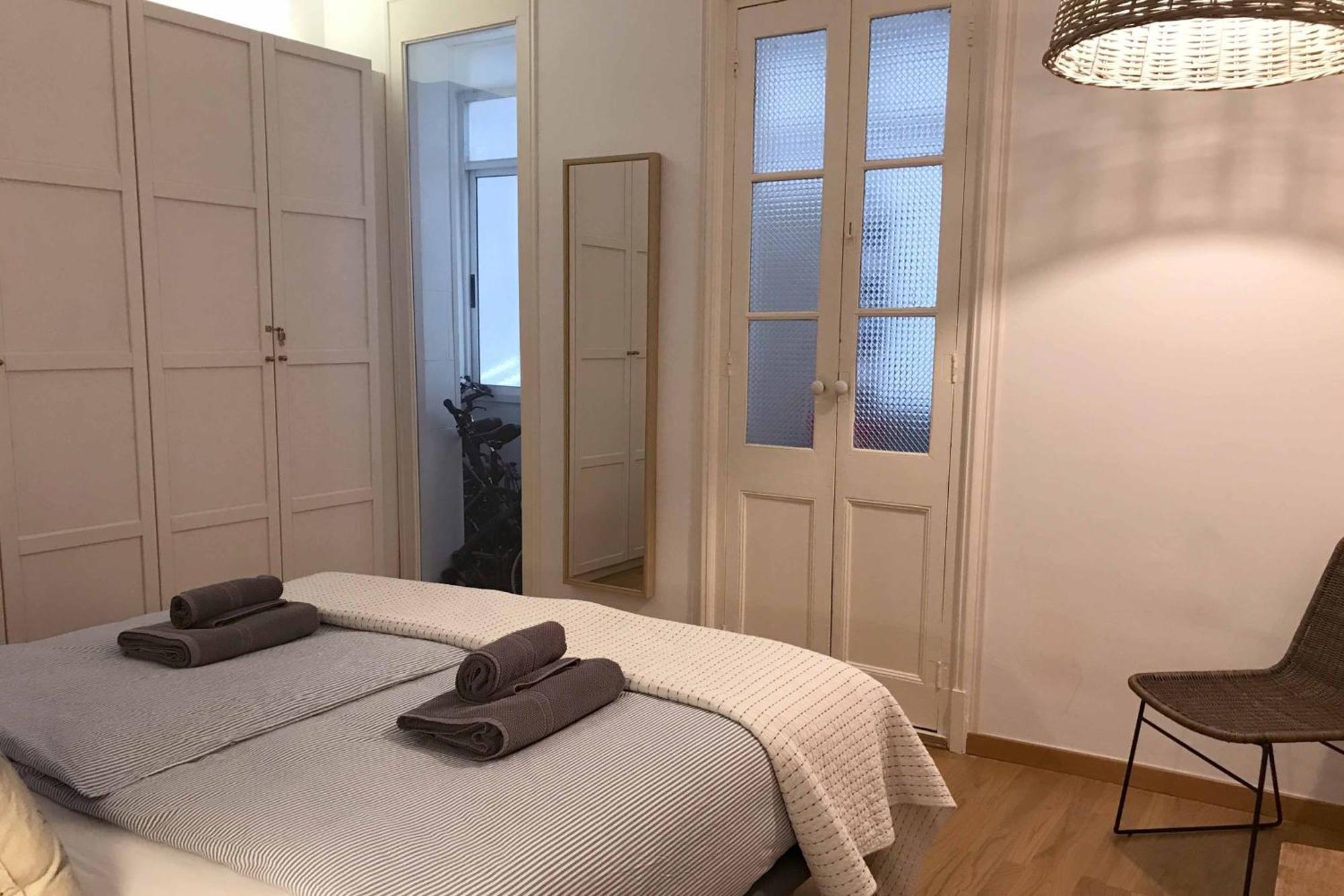Beautiful Apartment In C/Sepulveda, Barcelona